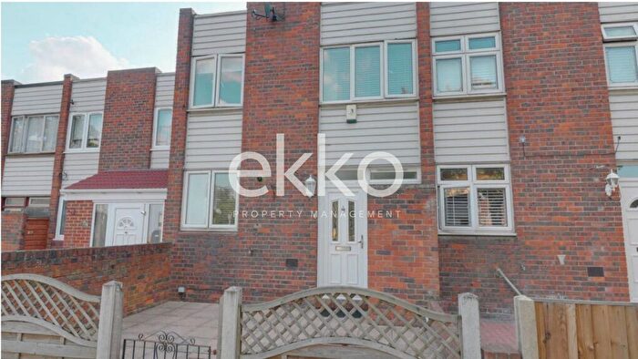 4 Bedroom Terraced House To Rent In Foremark Close, Ilford, IG6