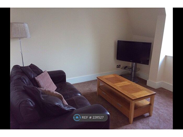 1 Bedroom Flat To Rent In Brighton Place, Aberdeen, AB10