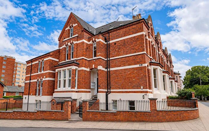 2 Bedroom Flat To Rent In Milverton Terrace, Leamington Spa, CV32