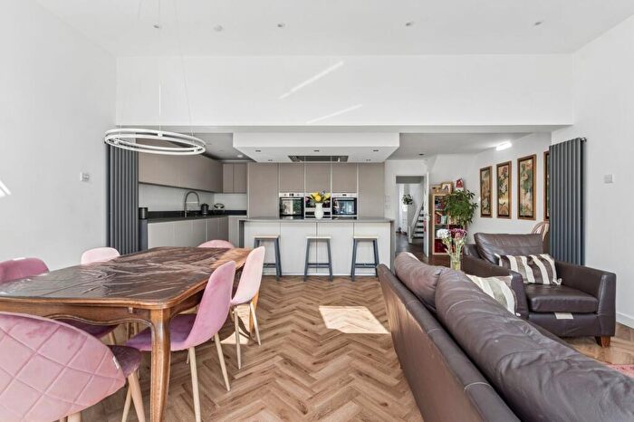 Property For Sale In Forge Drive, Farnham Common, SL2
