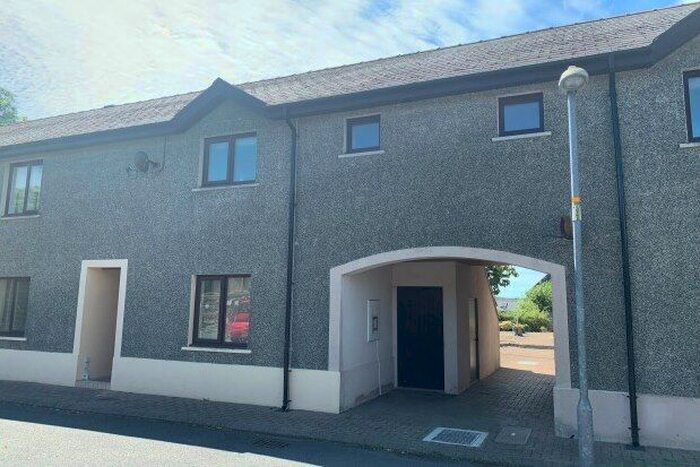 1 Bedroom Flat To Rent In Chapelfield Gardens, Narberth, SA67