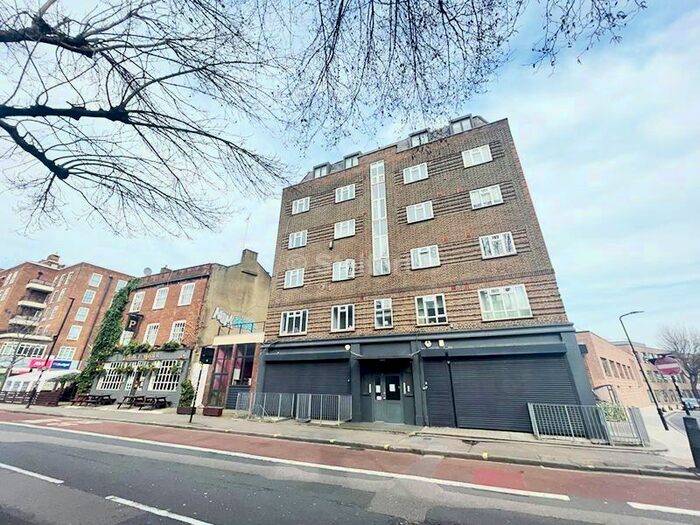 3 Bedroom Flat To Rent In Eversholt Street, London, NW1