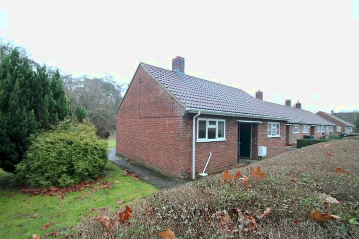 2 Bedroom Semi-Detached Bungalow For Sale In Riverside, Chilton Foliat, Hungerford, ., RG17