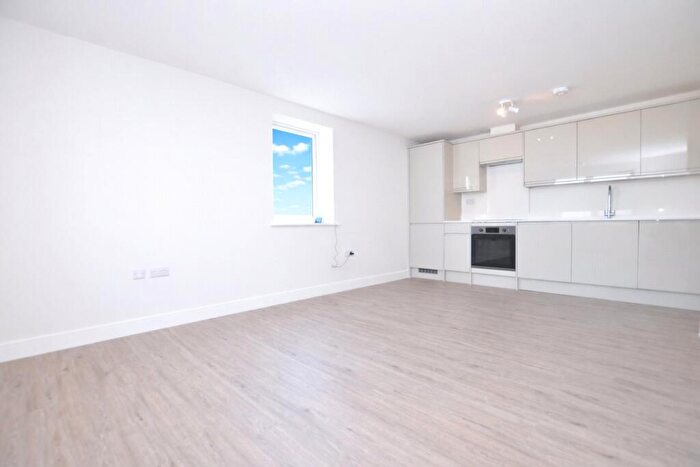 1 Bedroom Apartment To Rent In Victoria Road, Farnborough, Hampshire, GU14