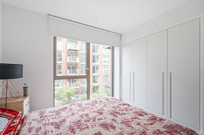 1 Bedroom Flat For Sale In Pendant Court, Silvertown, London, E16
