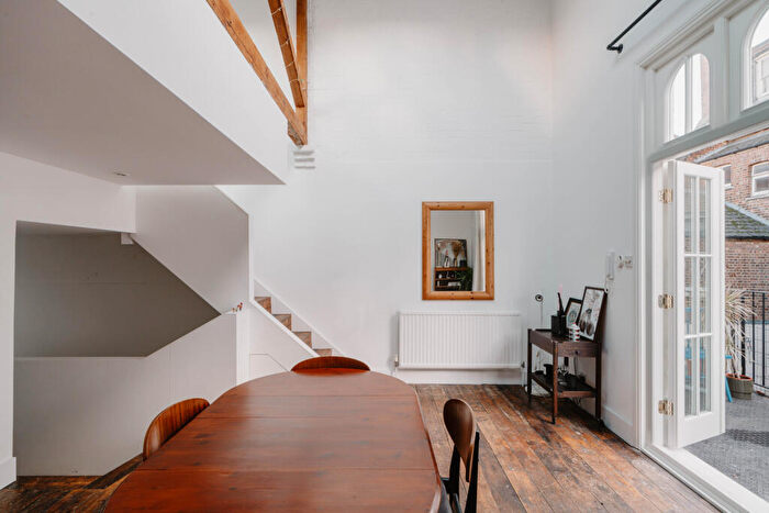 2 Bedroom Terraced House For Sale In Ashfield Yard Ii, London, E1