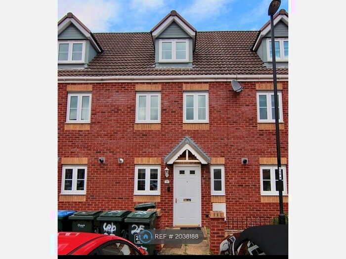3 Bedroom Terraced House To Rent In Cobb Close, Coventry, CV2