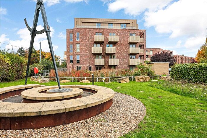 2 Bedroom Flat For Sale In Harrison Drive, Cambridge, Cambridgeshire, CB2