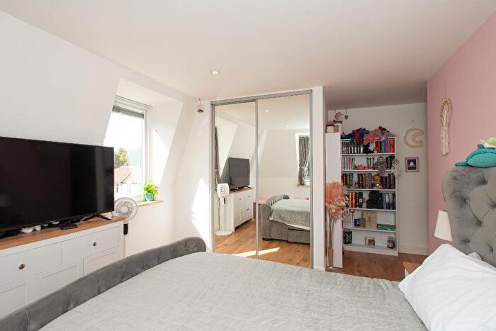 2 Bedroom Flat For Sale In Elmcroft Road, Orpington, BR6