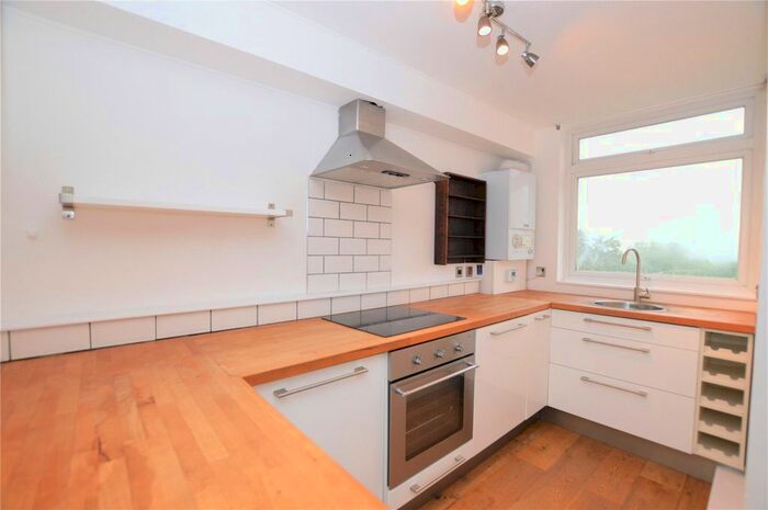 1 Bedroom Flat To Rent In Grange Road, London, SE19