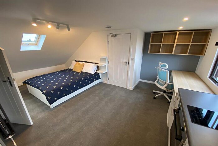 5 Bedroom Semi Detached House To Rent In Salisbury Street, Beeston, NG9