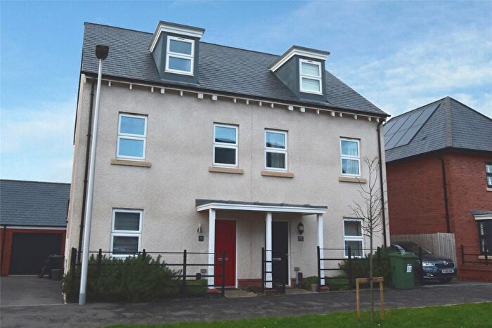 3 Bedroom Semi-Detached House To Rent In Topsham, EX2