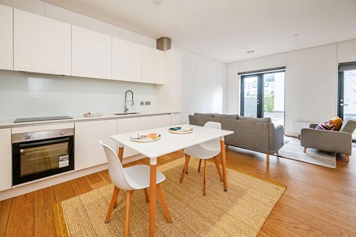 4 Bedroom Property For Sale In Rotton Park Street, Birmingham, B16
