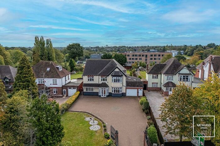 6 Bedroom Detached House For Sale In Hagley Road, Birmingham, B17
