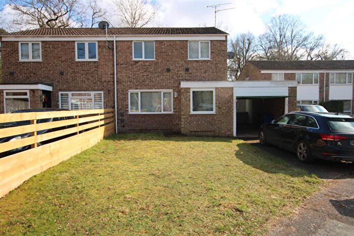 3 Bedroom Semi Detached House To Rent In Woodlands Way, Mildenhall, IP28