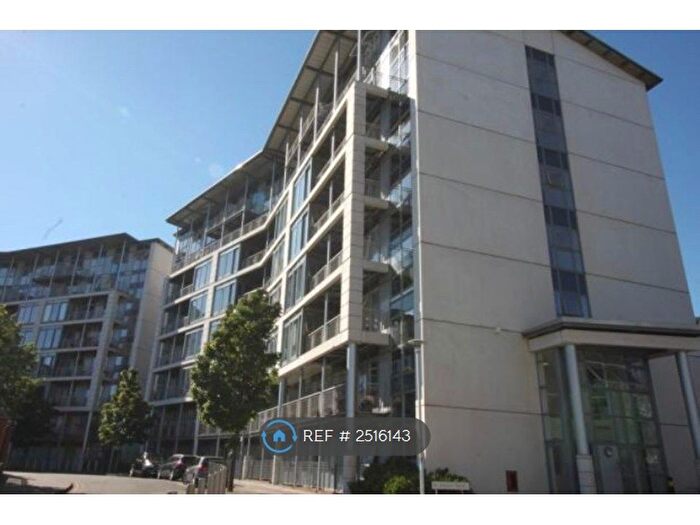2 Bedroom Flat To Rent In Langley Walk, Birmingham, B15