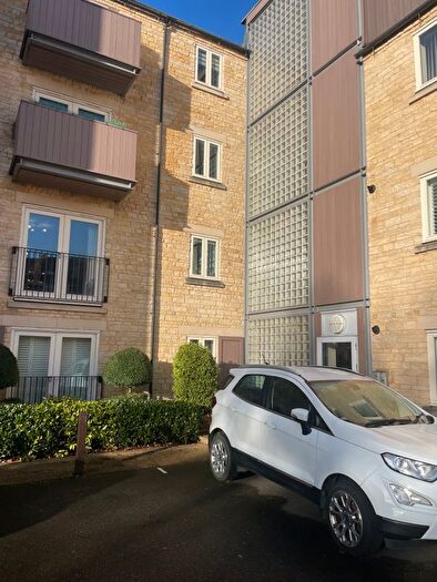 2 Bedroom Flat To Rent In Riverside Place, Stamford, PE9