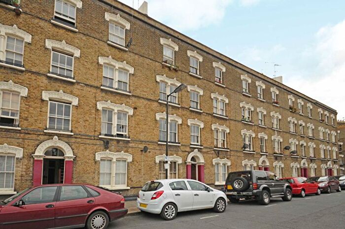 1 Bedroom Flat To Rent In Peacock Street, London, SE17
