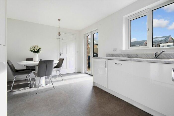 4 Bedroom Detached House For Sale In Patterton Range Way, Glasgow, G53