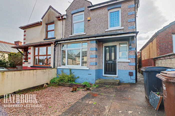 3 Bedroom Semi Detached House To Rent In Oaks Avenue, Sheffield, S36