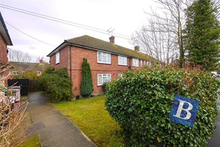 2 Bedroom Maisonette To Rent In Hawthorne Avenue, Brentwood, Essex, CM13