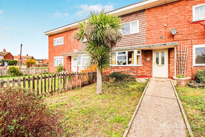 2 Bedroom Maisonette For Sale In Brasenose Avenue Gorleston, Great Yarmouth, NR31