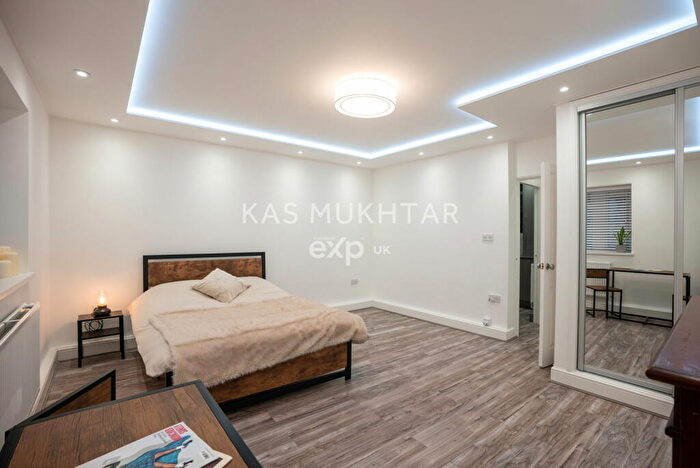 1 Bedroom Flat For Sale In Mitchell House, College Cross, N1