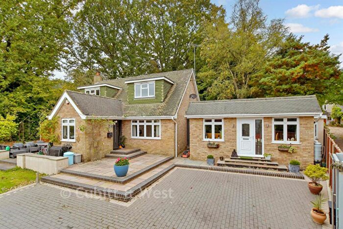 5 Bedroom Detached Bungalow For Sale In Snow Hill, Copthorne, West Sussex, RH10