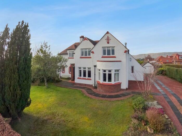 5 Bedroom Detached House To Rent In Roman Road, Kirkintilloch, Glasgow, G66