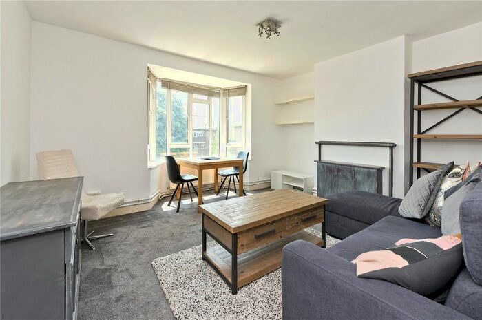 3 Bedroom Flat To Rent In St. Charles Square, London, W10