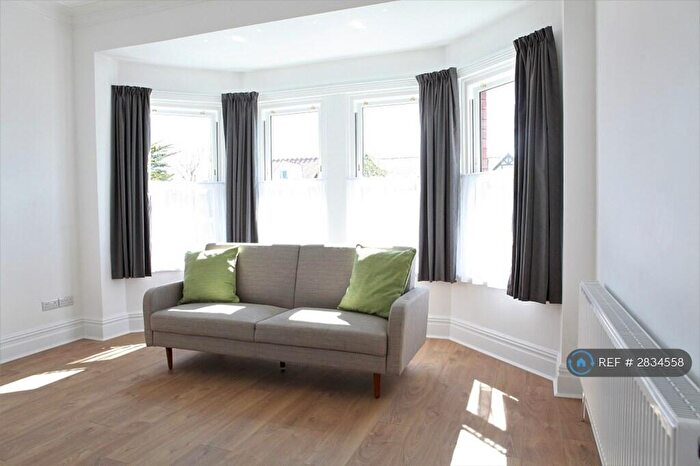 2 Bedroom Flat To Rent In Lathom Road, Southport, PR9