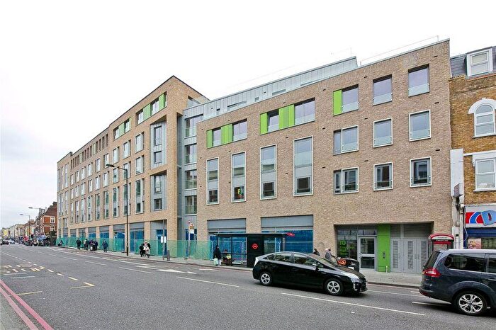 2 Bedroom Flat To Rent In Ashwin Street, Dalston, E8