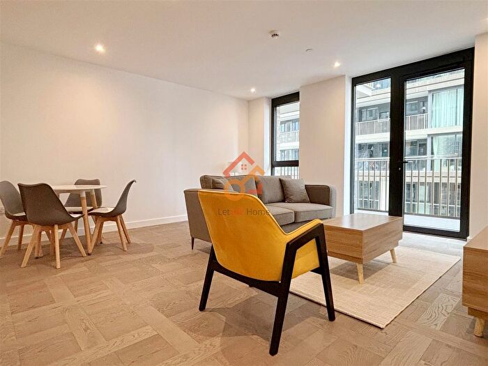 2 Bedroom Flat To Rent In Merino Gardens, London, E1W