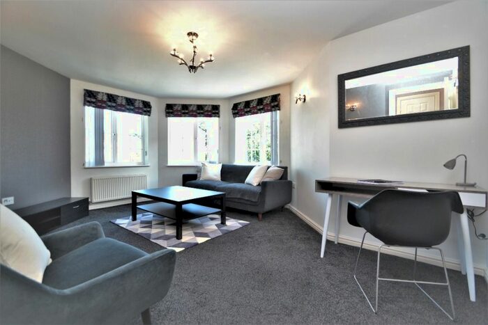 2 Bedroom Flat To Rent In Lilac Court, Killingbeck, Leeds, LS14