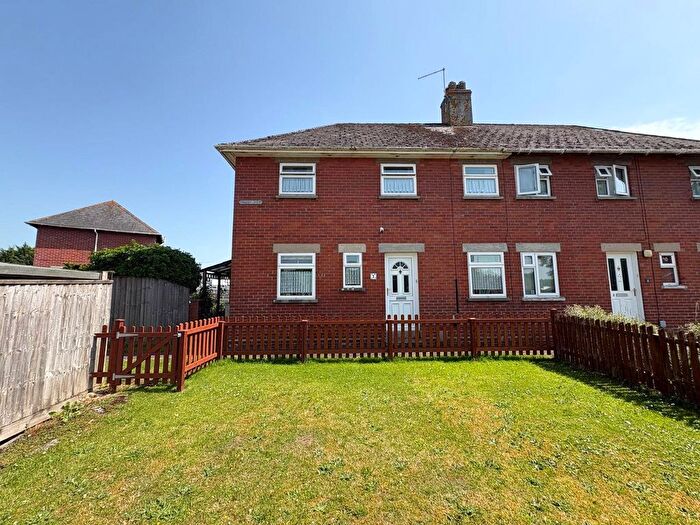 3 Bedroom Semi Detached House For Sale In Tracey View, Honiton, Devon, EX14