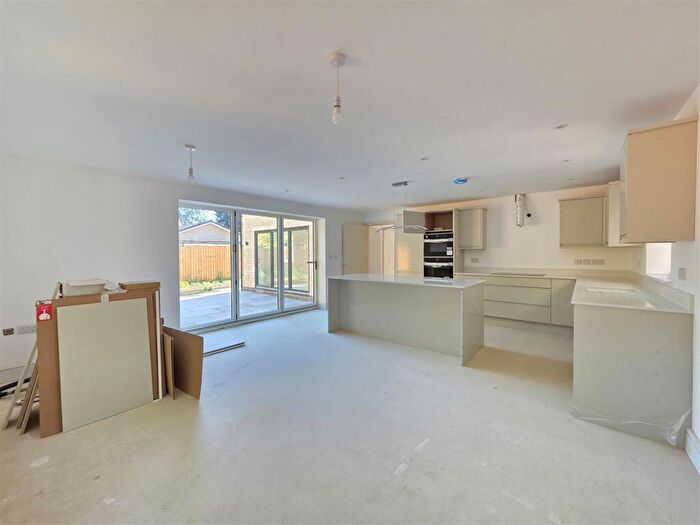 4 Bedroom Detached House For Sale In Pinstock Lane, Gedney, Spalding, PE12