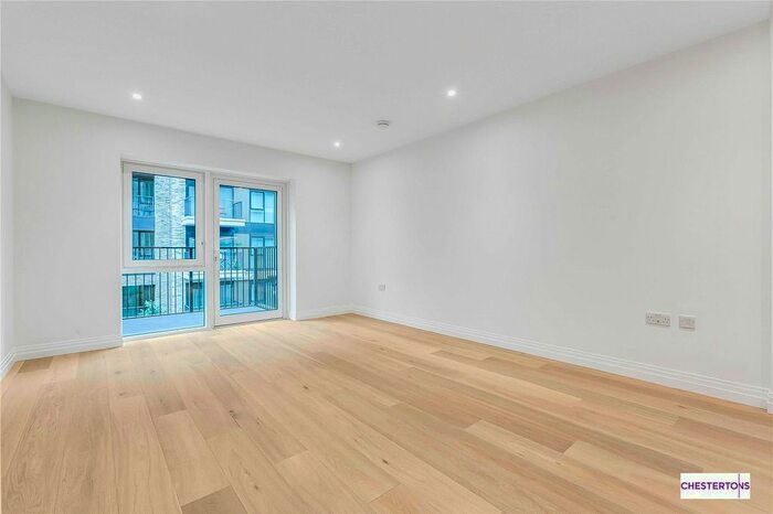 1 Bedroom Flat To Rent In Westwood House, Park Street, London, SW6