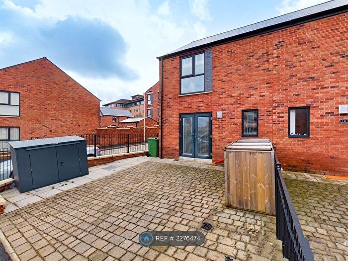 2 Bedroom Semi-Detached House To Rent In Banbury Street, Stockport, SK1