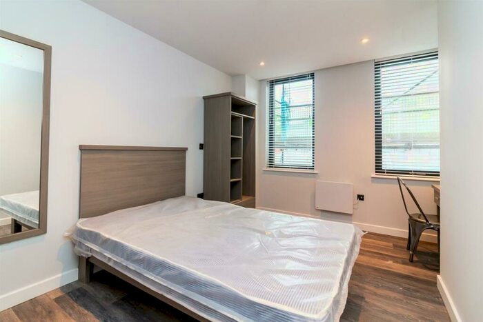 7 Bedroom Apartment To Rent In Howard One, Howard Street, NG1