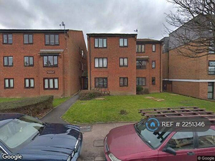 1 Bedroom Flat To Rent In Birchanger Road, London, SE25