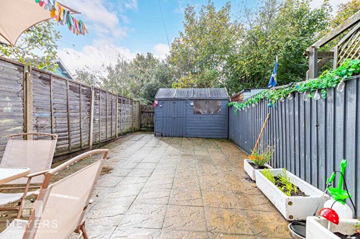 3 Bedroom Semi-Detached House For Sale In Wheaton Road, Bournemouth, BH7
