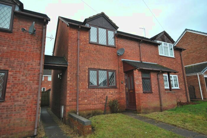 2 Bedroom Semi-Detached House To Rent In St Oswalds Close, Malpas, Cheshire, SY14