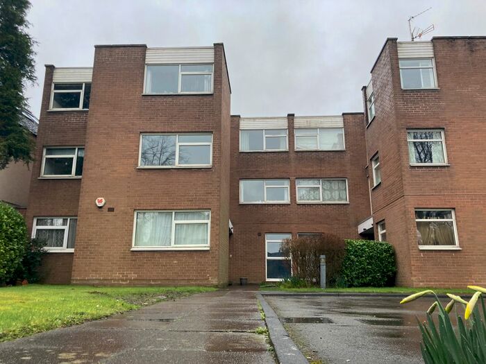 1 Bedroom Flat To Rent In Pickwick Close, Moseley, B13