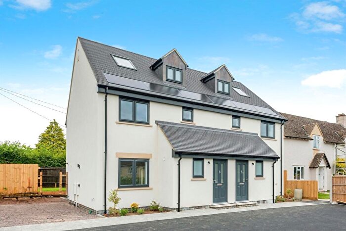 3 Bedroom Semi-Detached House For Sale In Combe Road, Stonesfield, Witney, OX29