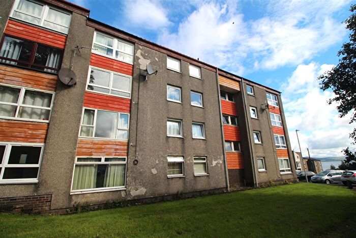 3 Bedroom Flat For Sale In Lyle Street, Greenock, PA15
