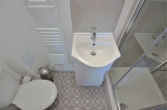 6 Bedroom Detached House To Rent In Cheshire Close, Coventry, CV3