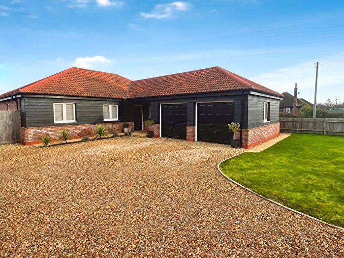 3 Bedroom Bungalow For Sale In Austendyke Road, Weston Hills, Spalding, PE12