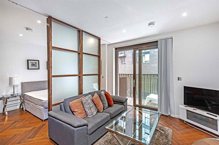 Apartment For Sale In Capital Building, Embassy Gardens, New Union Square, Nines Elms, London, SW11