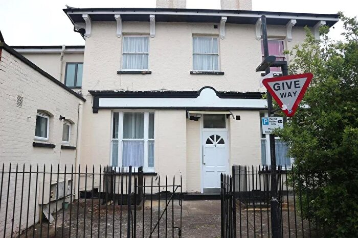 1 Bedroom Flat To Rent In Windmill Court, Grosvenor Park Rd, Walthamstow, E17