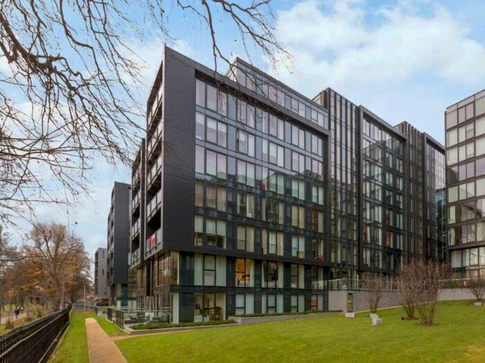 2 Bedroom Flat To Rent In Simpson Loan, Quartermile, Edinburgh, EH3